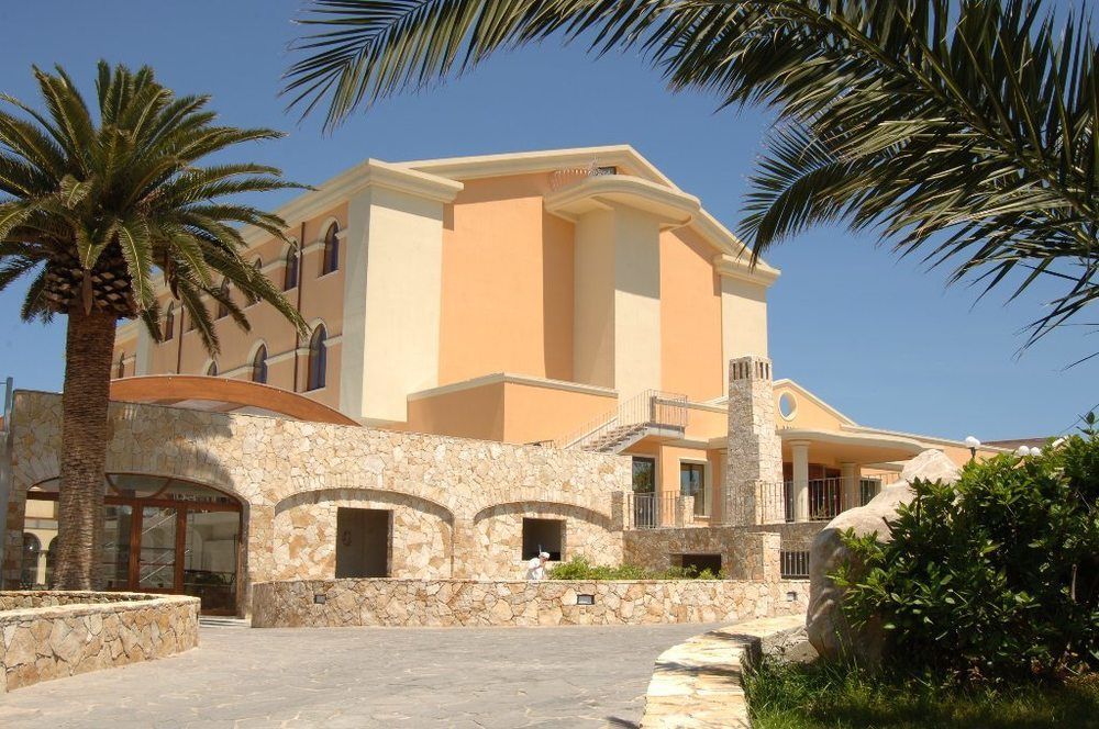 Hotel Libyssonis Porto Torres Εξωτερικό φωτογραφία